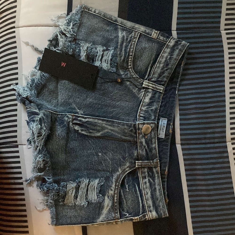 Slit shorts
